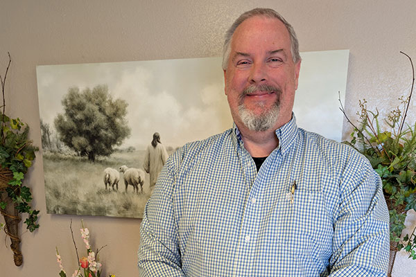 Pastor Lee Sandwell